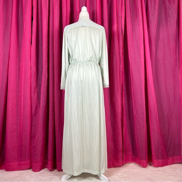 Vintage Collections JC Penneys mint lace embellished maxi slip robe, one size - Picture 2 of 9